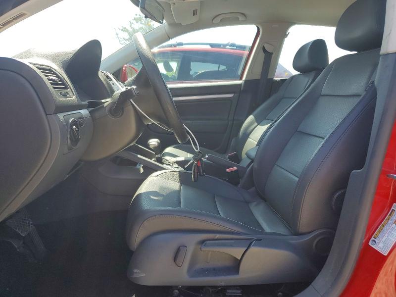 51044126 :رقم المزاد ، 3VWRF71K67M098244 vin ، 2007 Volkswagen Jetta مزاد بيع
