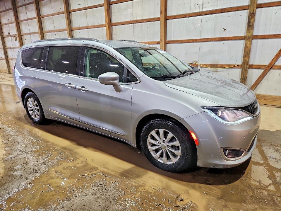 Продажа на аукционе авто 2020 Chrysler Pacifica, vin: 2C4RC1BG1LR101833, номер лота: 51181216