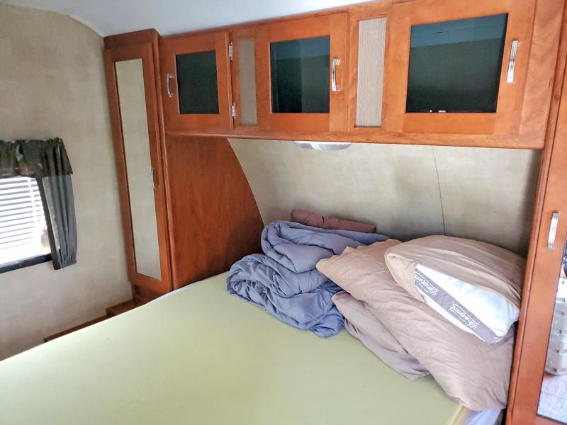 48242156 :رقم المزاد ، 4YDT32227ET411087 vin ، 2014 Keystone Rv Passport Series مزاد بيع