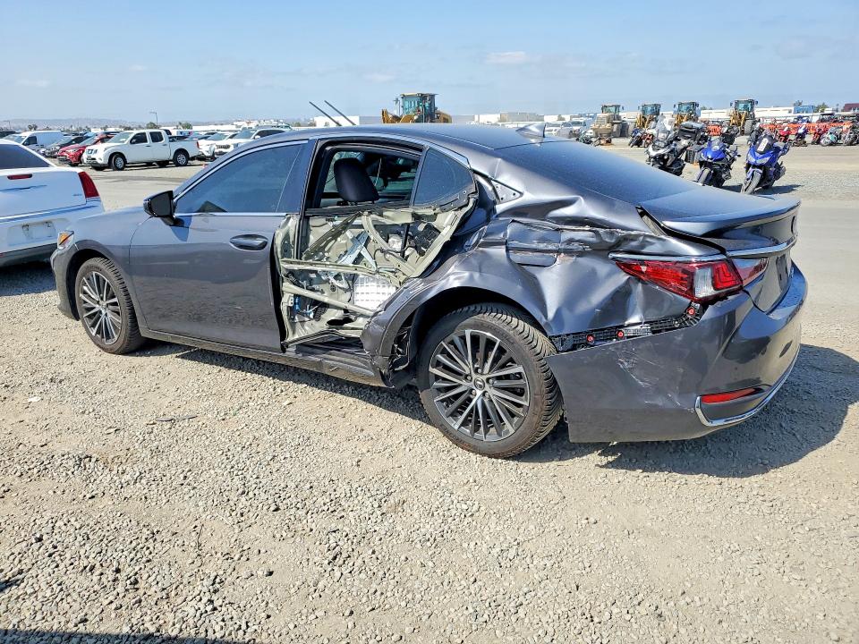 50309216 :رقم المزاد ، 58ADA1C1XPU030526 vin ، 2023 Lexus Es 300h مزاد بيع