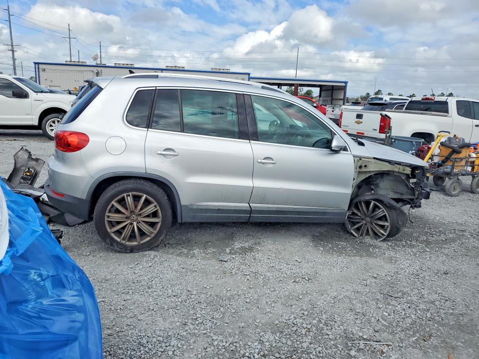 Продажа на аукционе авто 2012 Volkswagen Tiguan, vin: WVGAV7AX8CW599978, номер лота: 47929056