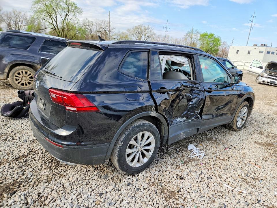 48899676 :رقم المزاد ، 3VV1B7AX2LM076969 vin ، 2020 Volkswagen Tiguan مزاد بيع