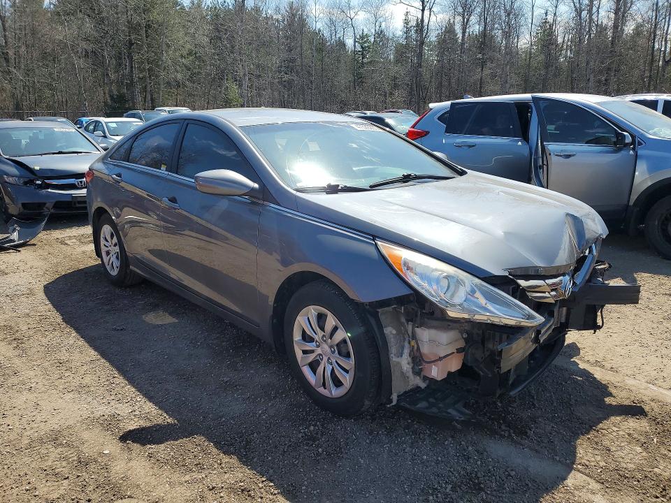 2013 Hyundai Sonata მანქანა იყიდება აუქციონზე, vin: 5NPEB4AC9DH764888, აუქციონის ნომერი: 47528266