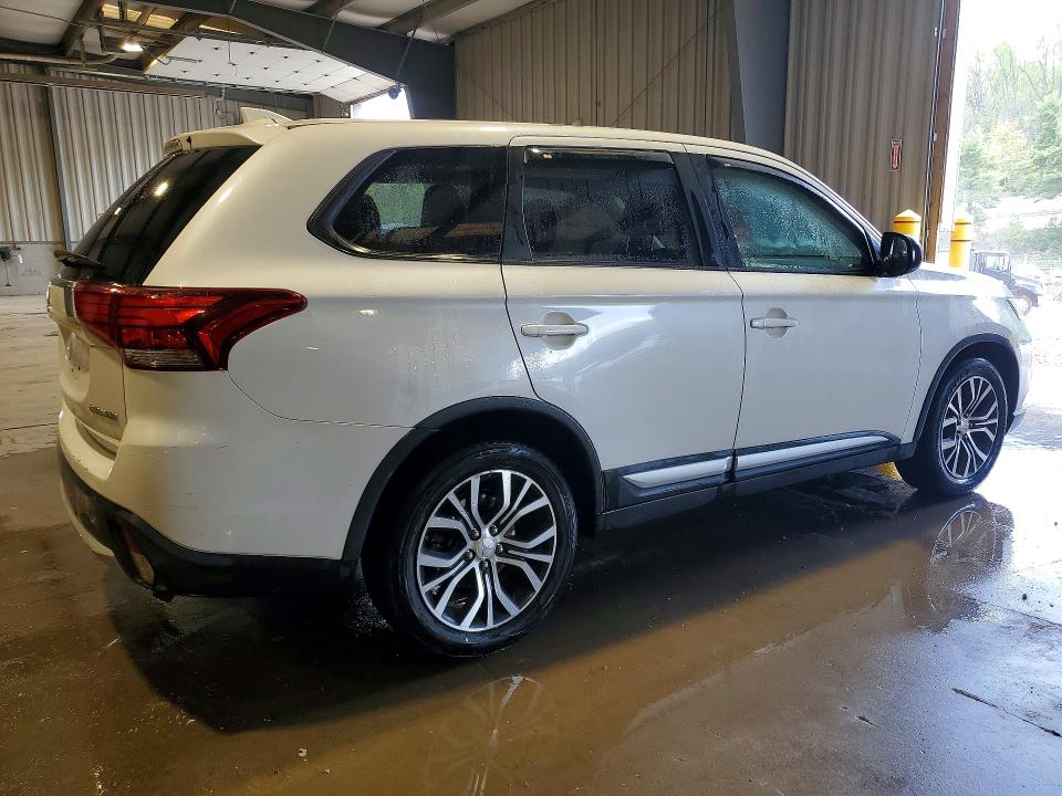 51324466 :رقم المزاد ، JA4AD2A37HZ000804 vin ، 2017 Mitsubishi Outlander مزاد بيع