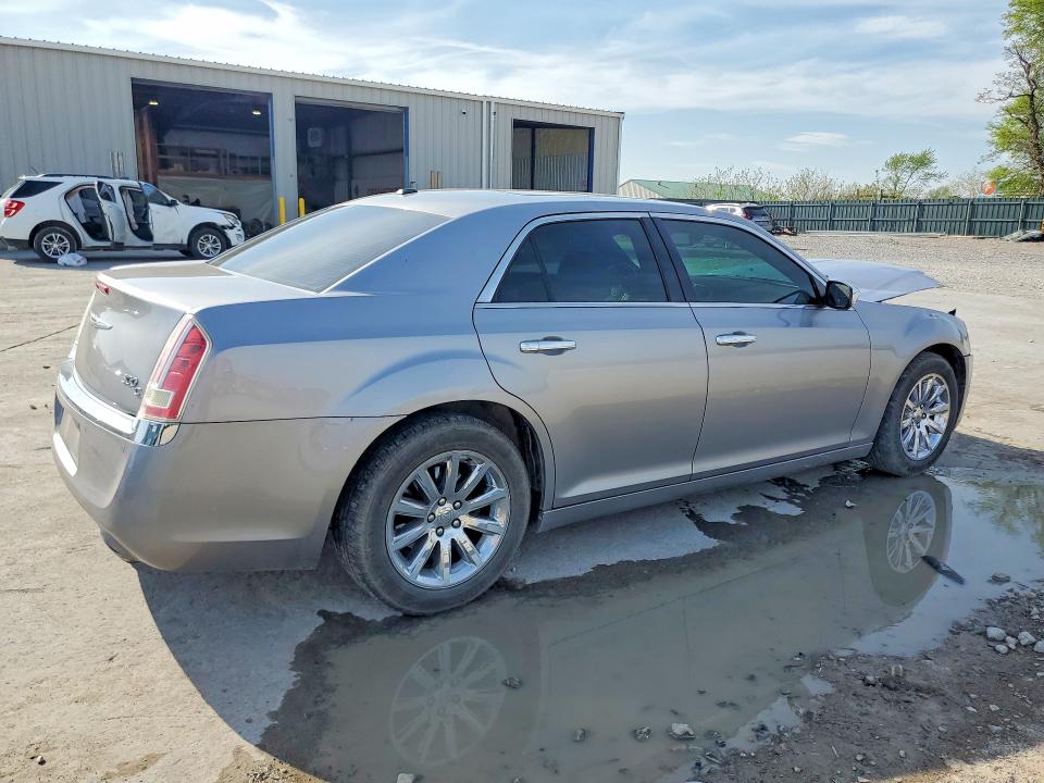Продаж на аукціоні авто 2013 Chrysler 300c, vin: 2C3CCAET1DH686469, номер лоту: 49359396