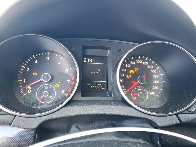 2010 Volkswagen Jetta მანქანა იყიდება აუქციონზე, vin: 3VWKX7AJ1AM674755, აუქციონის ნომერი: 50249046