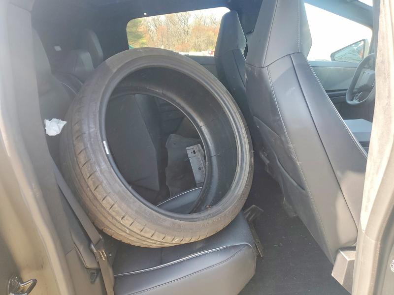 Продаж на аукціоні авто 2024 Tesla Cybertruck, vin: 7G2CEHED7RA022692, номер лоту: 49241786