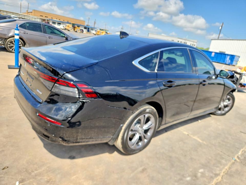 51083216 :رقم المزاد ، 1HGCY2F60TA007348 vin ، 2026 Honda Accord مزاد بيع