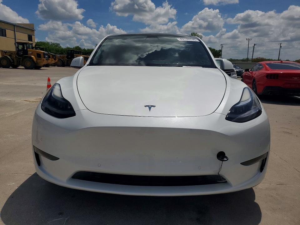 49133746 :رقم المزاد ، 7SAYGDEF3NF539534 vin ، 2022 Tesla Model Y مزاد بيع
