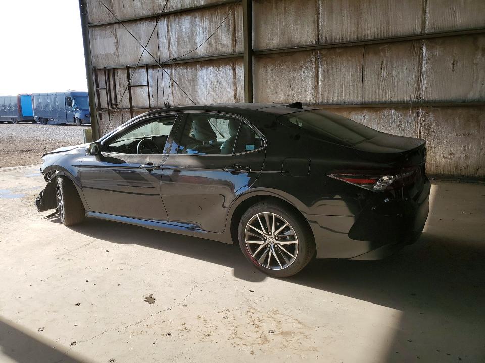 Продаж на аукціоні авто 2021 Toyota Camry, vin: 4T1F11BK0MU024725, номер лоту: 50785476