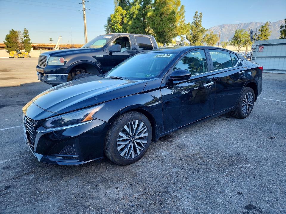 Auction sale of the 2023 Nissan Altima, vin: 1N4BL4DW2PN387711, lot number: 50366496
