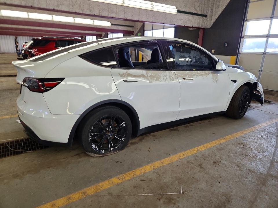 48387256 :رقم المزاد ، 5YJYGDEE3LF017097 vin ، 2020 Tesla Model Y مزاد بيع