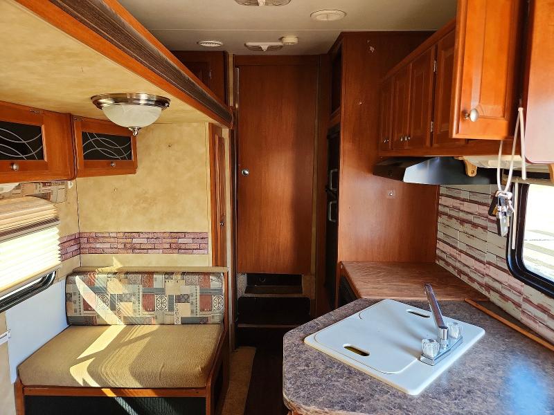 Продажа на аукционе авто 2010 Heartland Sundance, vin: 5SFSG2428AE211721, номер лота: 49553816