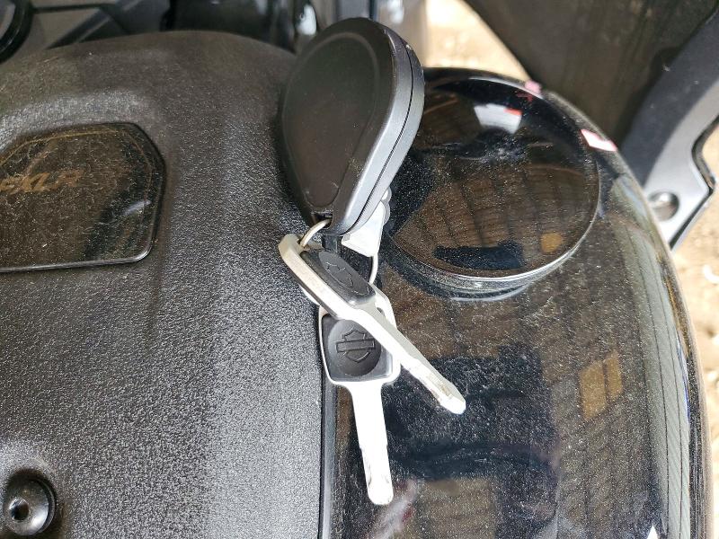 50839376 :رقم المزاد ، 1HD1YXZ12RB055437 vin ، 2024 Harley Davidson Fxlr مزاد بيع