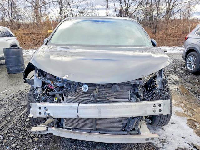 48802836 :رقم المزاد ، 5TDYRKEC6SS242010 vin ، 2025 Toyota Sienna مزاد بيع