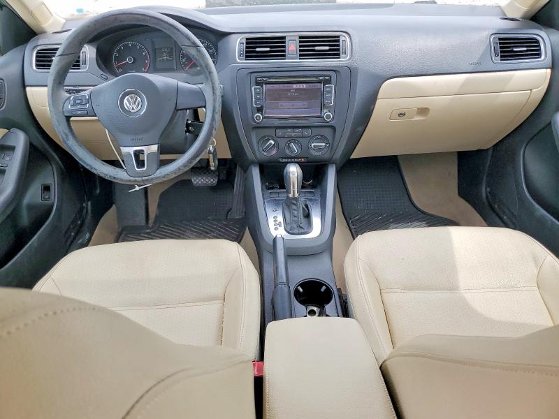 51869746 :رقم المزاد ، 3VWDX7AJ7BM133249 vin ، 2011 Volkswagen Jetta مزاد بيع