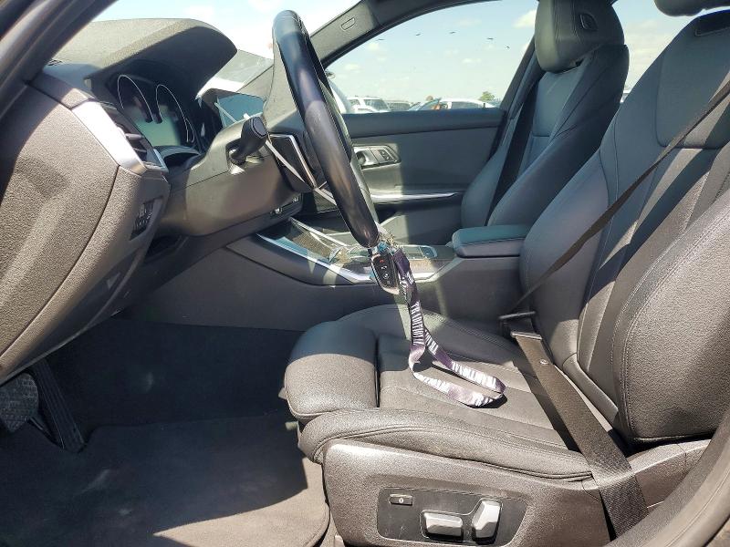 49515916 :رقم المزاد ، 3MW5R1J01L8B06934 vin ، 2020 Bmw 330i مزاد بيع