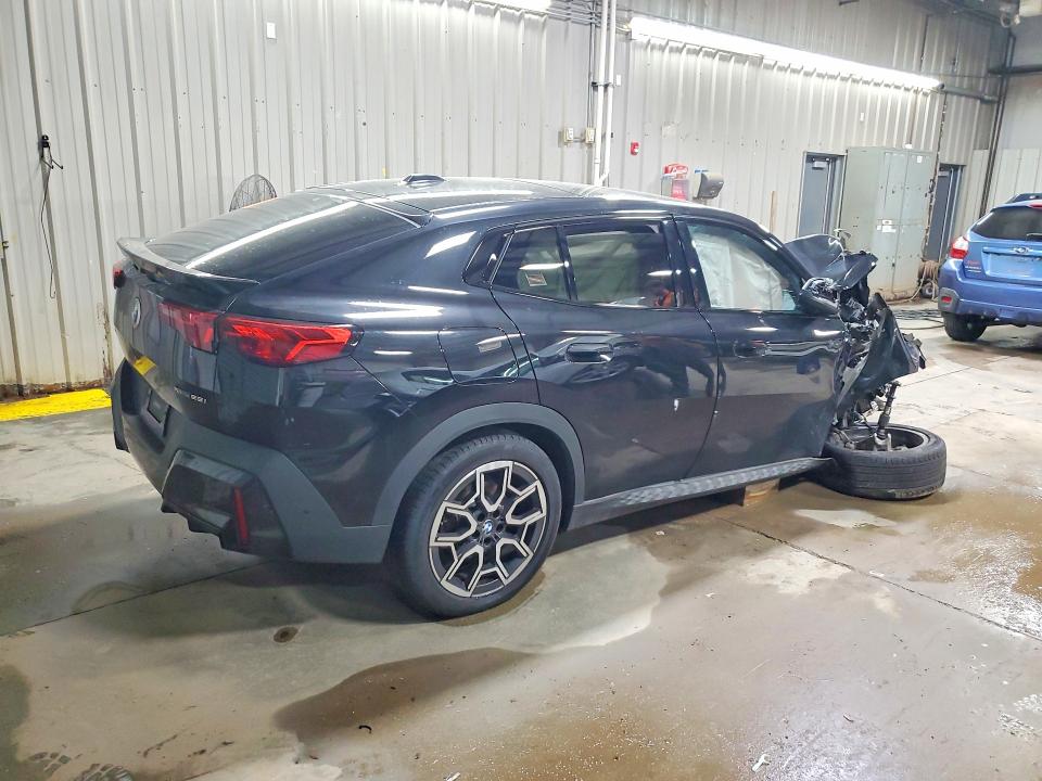 49785706 :رقم المزاد ، WBX63GM00S5380163 vin ، 2025 Bmw X2 مزاد بيع