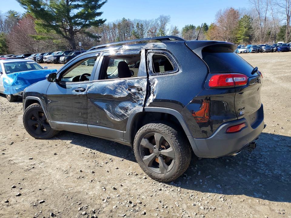 49379166 :رقم المزاد ، 1C4PJMCB2GW213751 vin ، 2016 Jeep Cherokee مزاد بيع