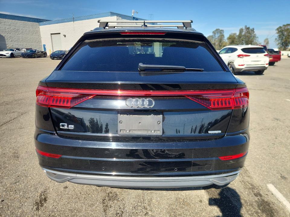 50180706 :رقم المزاد ، WA1AVAF12KD011583 vin ، 2019 Audi Q8 مزاد بيع