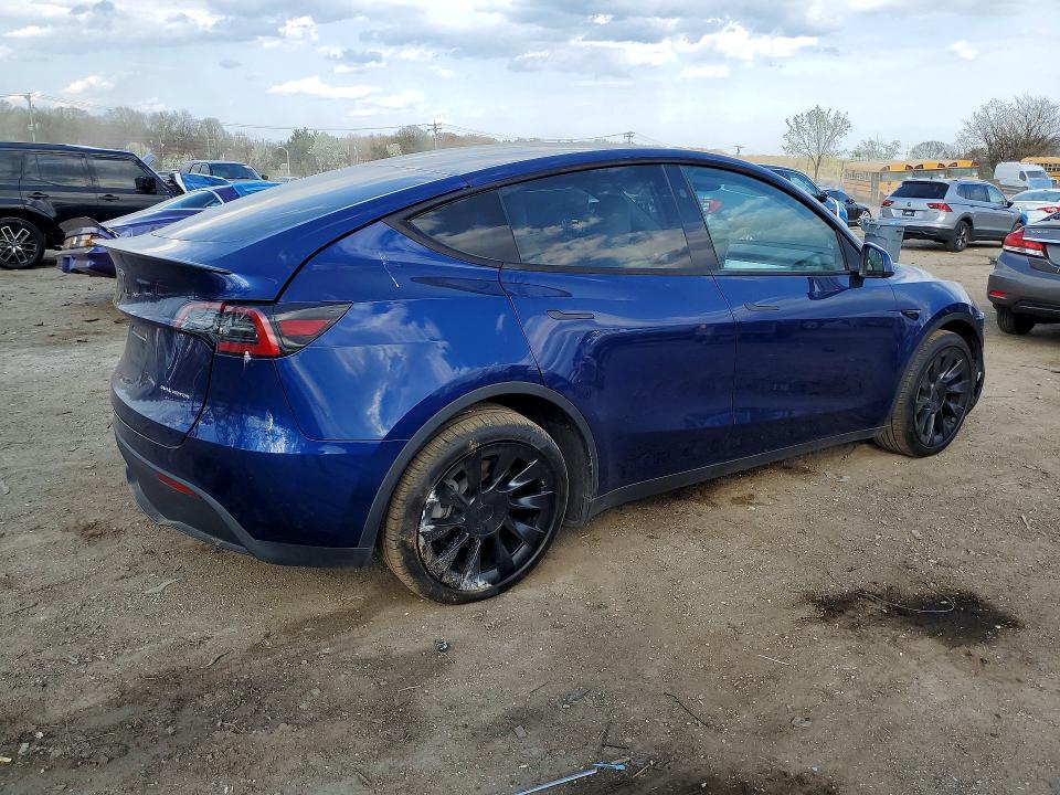 Продажа на аукционе авто 2023 Tesla Model Y, vin: 7SAYGDEE3PA135169, номер лота: 48224236