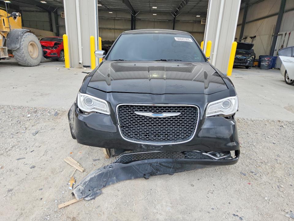 Продажа на аукционе авто 2016 Chrysler 300c, vin: 2C3CCAKG4GH111486, номер лота: 50685366