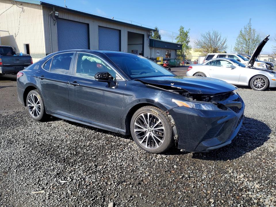 Aukcja sprzedaży 2018 Toyota Camry, vin: JTNB11HK4J3005764, numer aukcji: 49915936