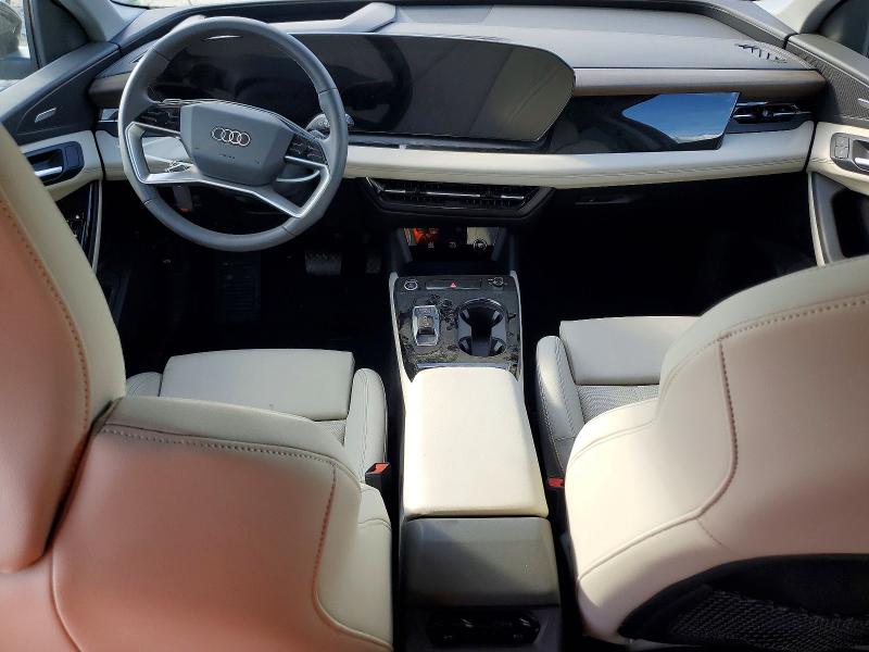 47879026 :رقم المزاد ، WA124BGF0SA028553 vin ، 2025 Audi Q6 E-tron مزاد بيع
