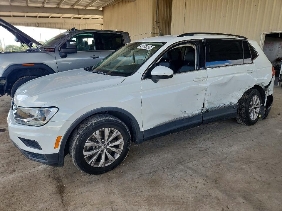 2018 Volkswagen Tiguan მანქანა იყიდება აუქციონზე, vin: 3VV3B7AXXJM175920, აუქციონის ნომერი: 49588396