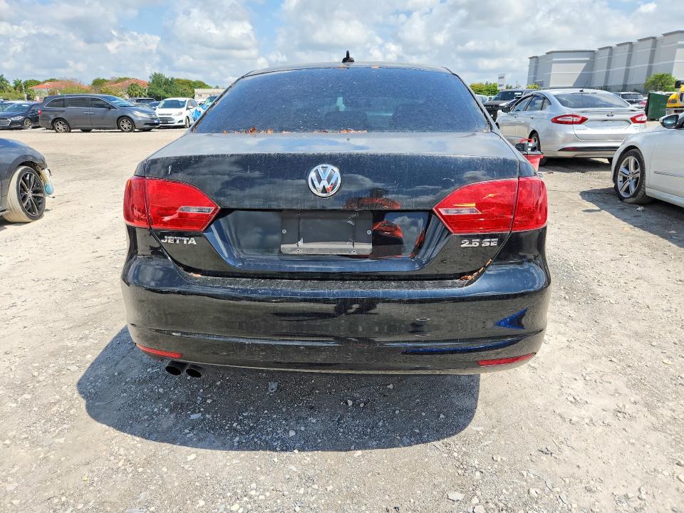 49939436 :رقم المزاد ، 3VWDX7AJ3BM307494 vin ، 2011 Volkswagen Jetta مزاد بيع