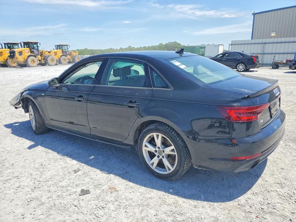 51013576 :رقم المزاد ، WAUKMAF4XJA076640 vin ، 2018 Audi A4 مزاد بيع