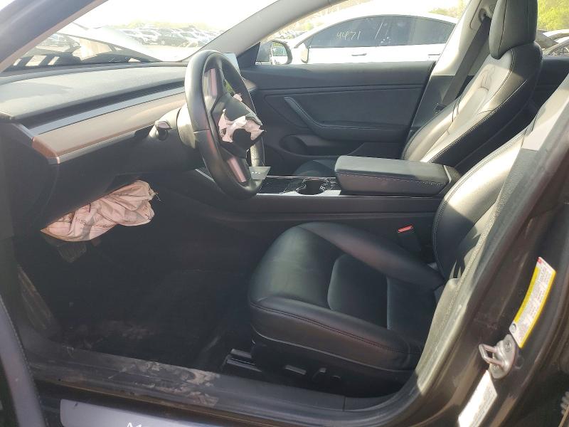 48826116 :رقم المزاد ، 5YJ3E1EB9JF077192 vin ، 2018 Tesla Model 3 مزاد بيع