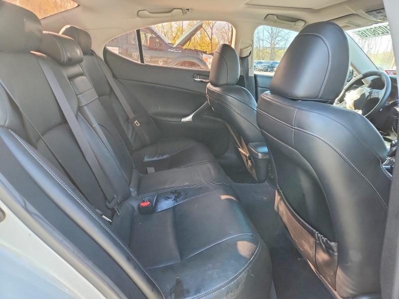 Продажа на аукционе авто 2010 Lexus Is, vin: JTHCF5C21A5037079, номер лота: 51026016