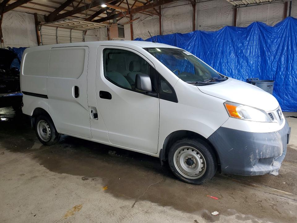 51646036 :رقم المزاد ، 3N6CM0KN4FK720104 vin ، 2015 Nissan Nv200 مزاد بيع