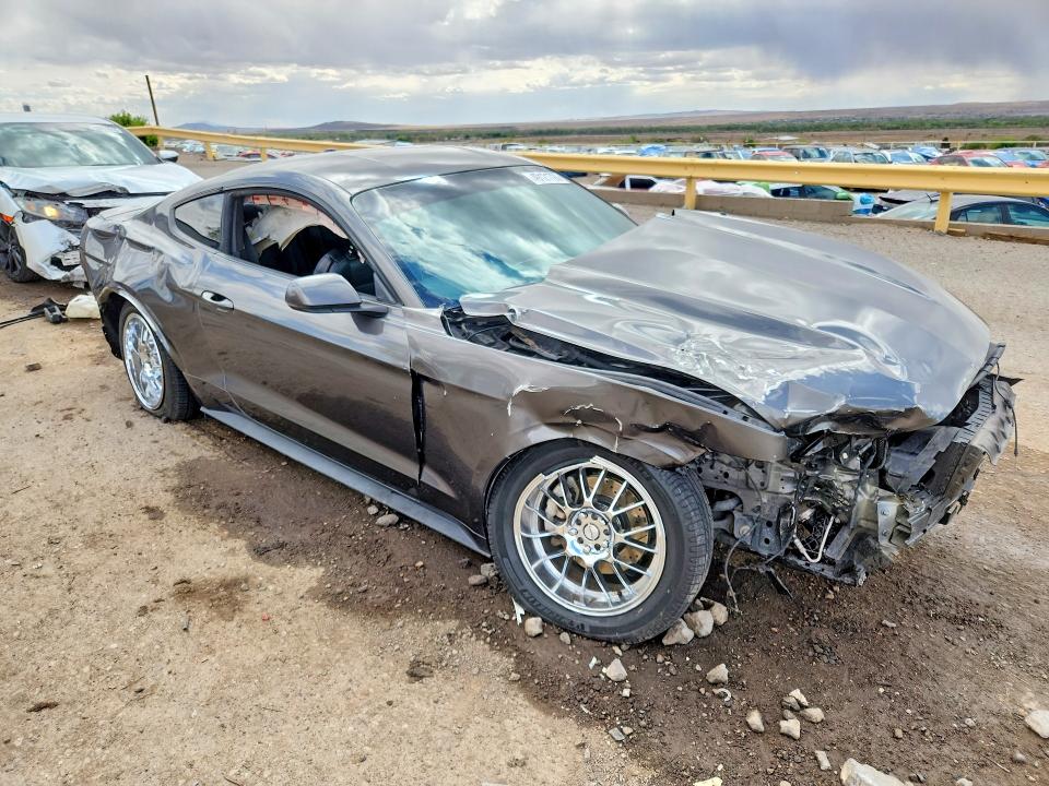 49121726 :رقم المزاد ، 1FA6P8TH1H5295653 vin ، 2017 Ford Mustang مزاد بيع