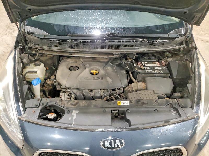 48063316 :رقم المزاد ، KNAHT8A36F7089703 vin ، 2015 Kia Rondo مزاد بيع