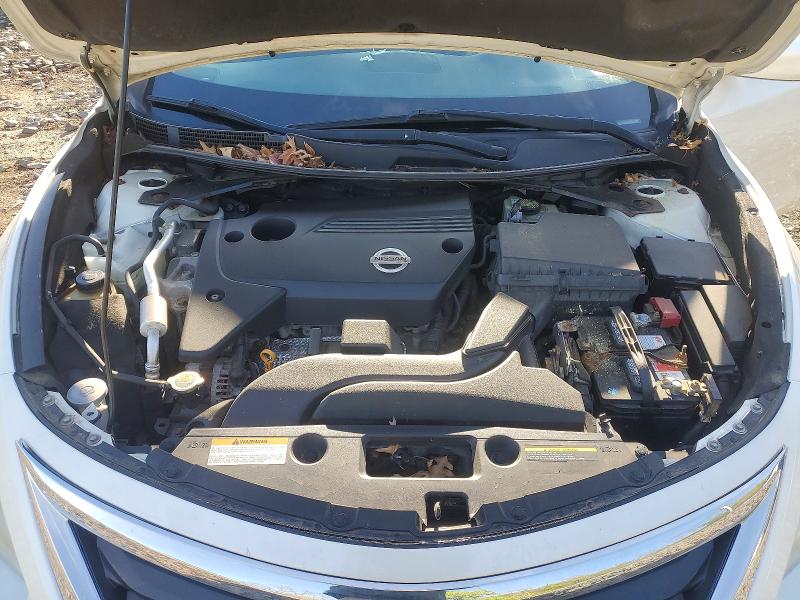 2014 Nissan Altima მანქანა იყიდება აუქციონზე, vin: 1N4AL3AP5EC133745, აუქციონის ნომერი: 51636956