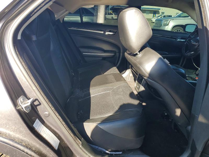 2018 Chrysler 300 მანქანა იყიდება აუქციონზე, vin: 2C3CCAKG2JH268733, აუქციონის ნომერი: 47997026