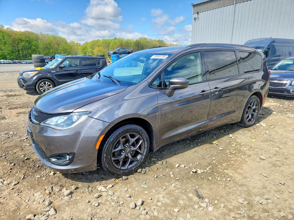 2018 Chrysler Pacifica მანქანა იყიდება აუქციონზე, vin: 2C4RC1EG5JR332744, აუქციონის ნომერი: 49988706