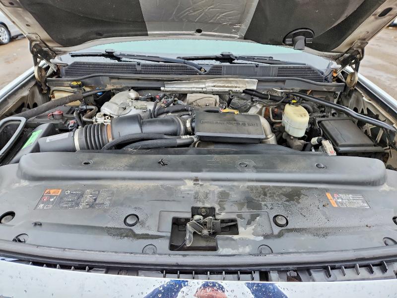 49917006 :رقم المزاد ، 1GT12SEY6JF118805 vin ، 2018 Gmc C2500 مزاد بيع