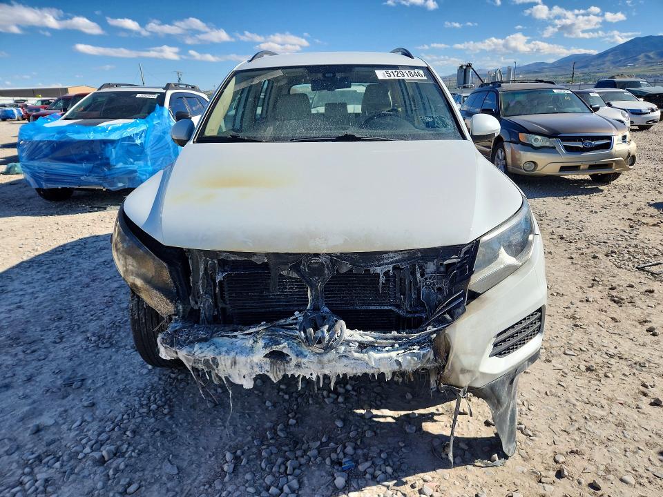 Продажа на аукционе авто 2016 Volkswagen Tiguan, vin: WVGBV7AX6GW593915, номер лота: 51291846