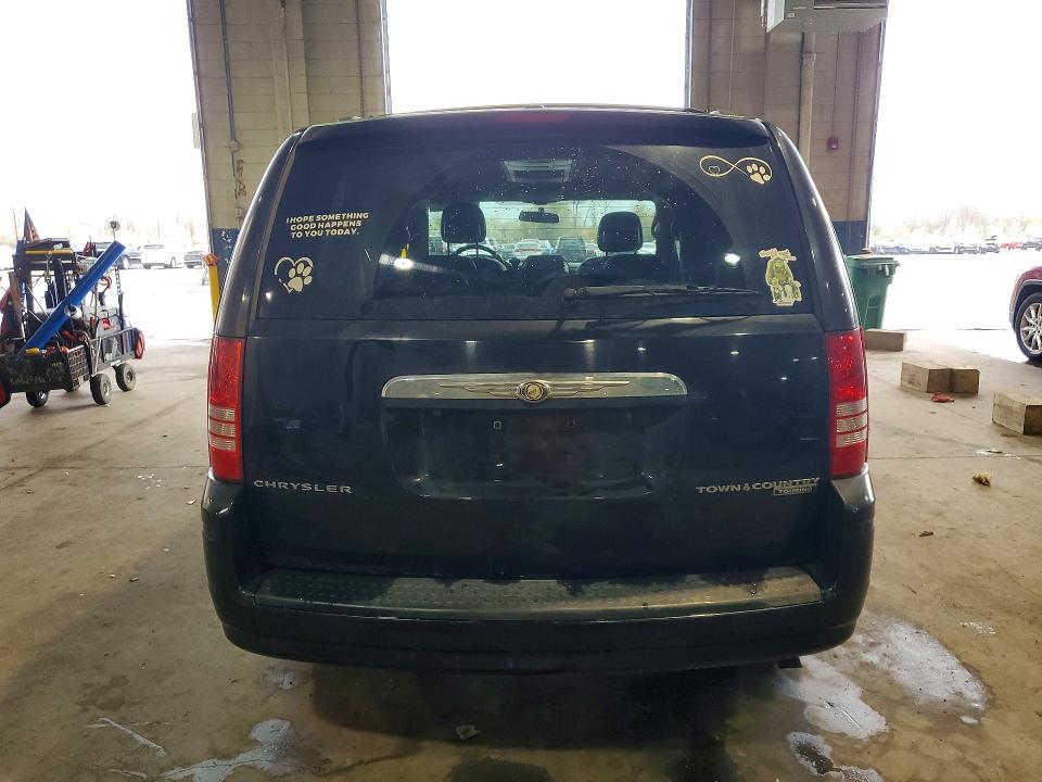 50002526 :رقم المزاد ، 2A4RR8D16AR405151 vin ، 2010 Chrysler Town & Country مزاد بيع