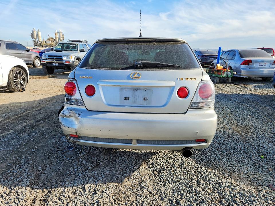 Продажа на аукционе авто 2002 Lexus Is 300, vin: JTHED192320035718, номер лота: 47609826