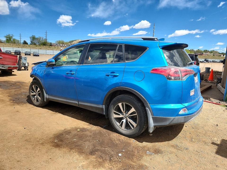 Продажа на аукционе авто 2018 Toyota Rav4, vin: JTMRFREV6JD231476, номер лота: 49028456