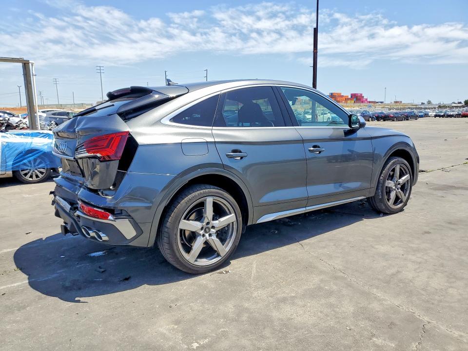 51675666 :رقم المزاد ، WA114AFY6N2107782 vin ، 2022 Audi Sq5 مزاد بيع