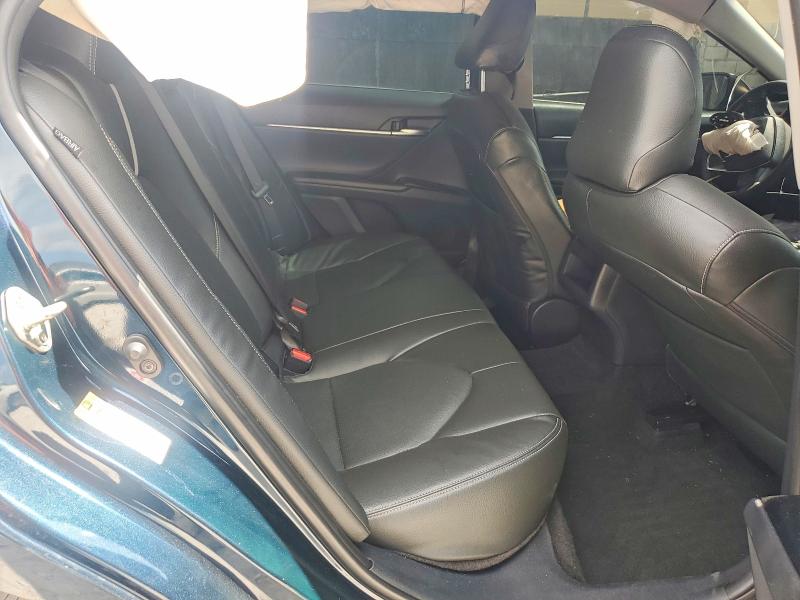 Продажа на аукционе авто 2018 Toyota Camry, vin: 4T1B11HK4JU572115, номер лота: 51662706