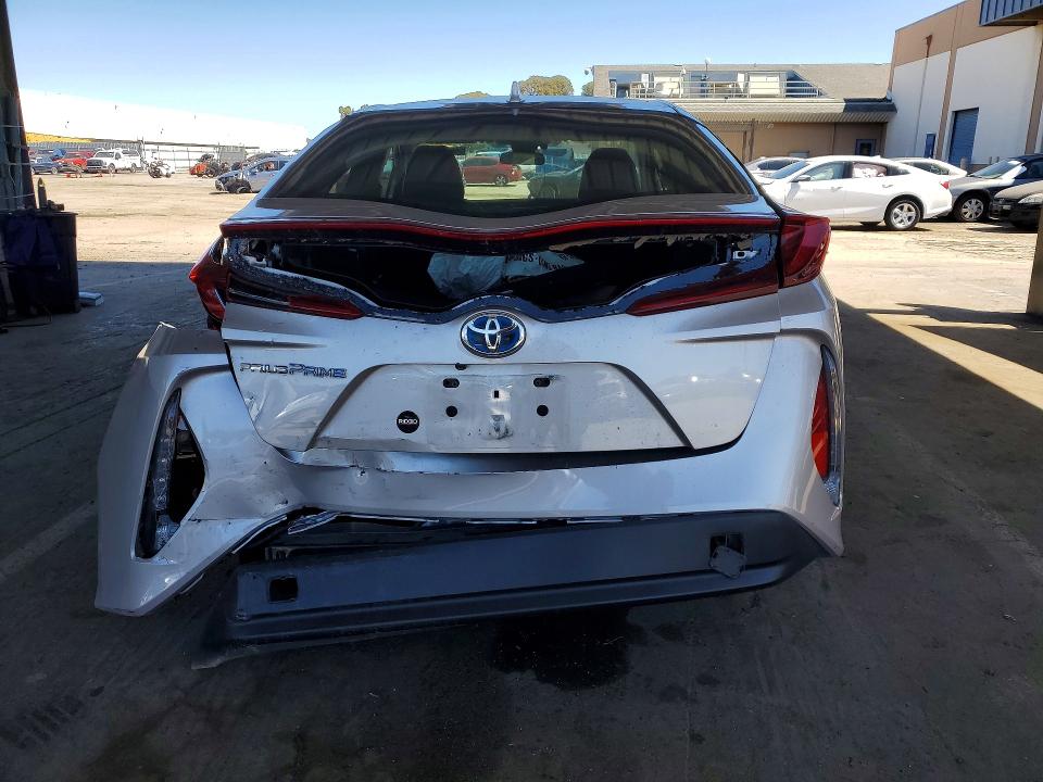 2017 Toyota Prius Prime მანქანა იყიდება აუქციონზე, vin: JTDKARFP3H3056331, აუქციონის ნომერი: 48652256