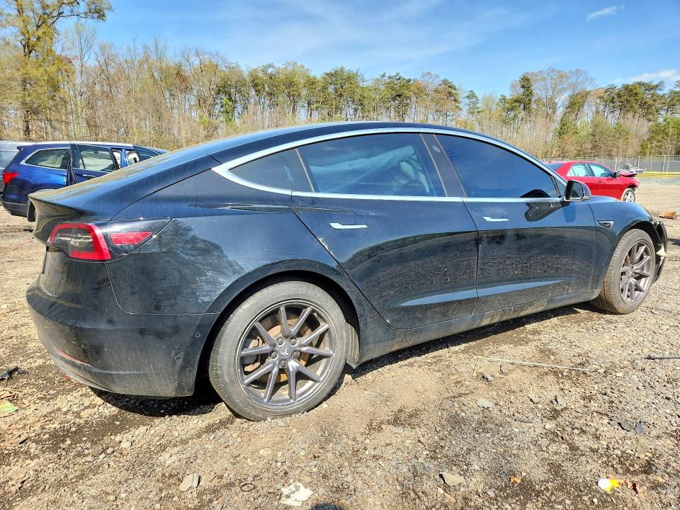 48446086 :رقم المزاد ، 5YJ3E1EA9KF301702 vin ، 2019 Tesla Model 3 مزاد بيع