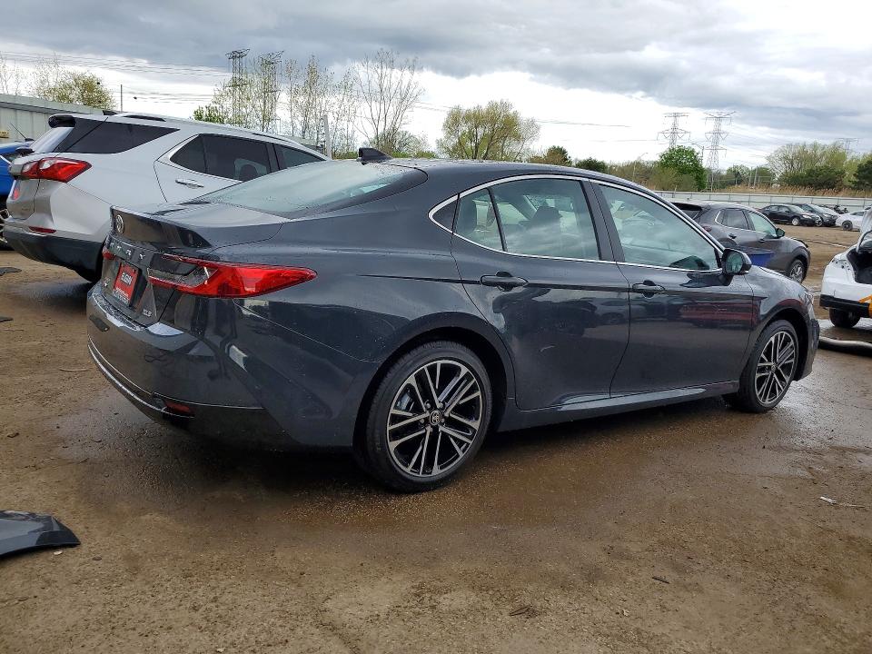 51124066 :رقم المزاد ، 4T1DBADK3TU555739 vin ، 2026 Toyota Camry مزاد بيع