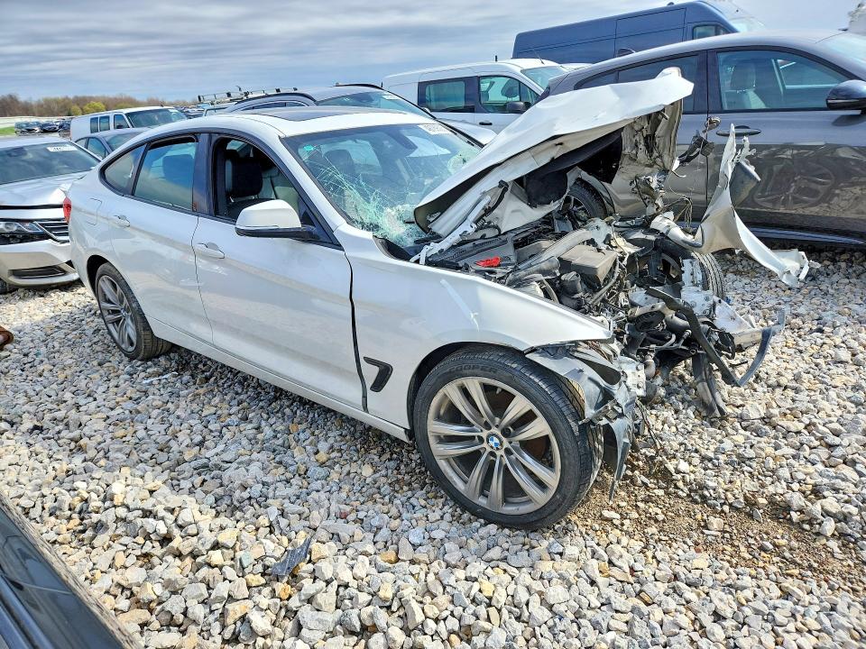 2016 Bmw 328 მანქანა იყიდება აუქციონზე, vin: WBA8Z5C53GGS38114, აუქციონის ნომერი: 49789606